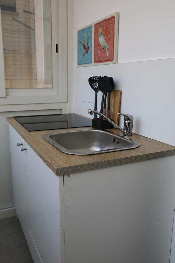 Interno 11 City View With Kitchen - 70 Mq 바리 외부 사진